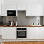 Stylish Georgian Apartment Near The Centre Of Bath