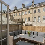 Crescent Mews