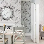5 Bedroom Magnificent Georgian Townhouse- City Centre