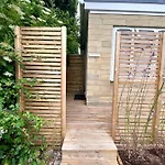 Cosy 1 Bedroom 10Min Drive To Bath Centre,Free Parking