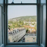 Roman Penthouse- City Skyline Views, 4K Tvs, 5G Wifi And More!