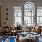 Entire Designer Townhouse With Luxury Suites And Rooms, Located Between The Royal Crescent And The Circus