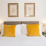 Pass The Keys Stunning 2 Bed Retreat In The Heart Of Bath