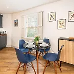 Beautiful Central 2 Bed Flat