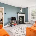 Beautiful Central 2 Bed Flat