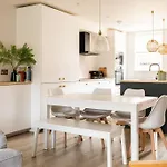 Premium Central House W Parking - Walk Everywhere