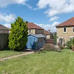 Pass The Keys Bright 3 Bed House In Bath