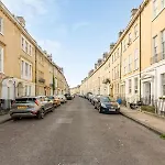 Pass The Keys Bright Modern One Bed Apartment - Bath City Centre