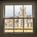 Bath Abbey Views - Stylish & Central