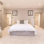 The Kings Courtyard Apartment