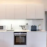 Beautiful Flat On Great Pulteney