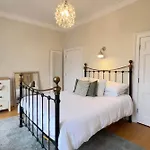 Beautiful Flat On Great Pulteney