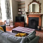 Perfect Central Bath Hideaway With Free Parking