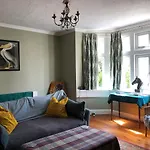 Perfect Central Bath Hideaway With Free Parking