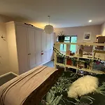 Large Open Plan Family House With Stunning Views