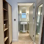 Walcot Yard With Parking, Bath Keys