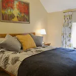 Weston Farm Cottage