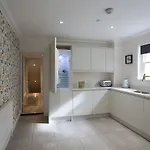Ceres Newly Refurbished 3 Bedroom In Heart Of Bath