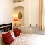 Crystal Palace Apartment