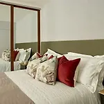 Rivers Street Townhouse - Garden Maisonette