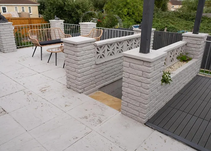 5 Bedroom House In Bath