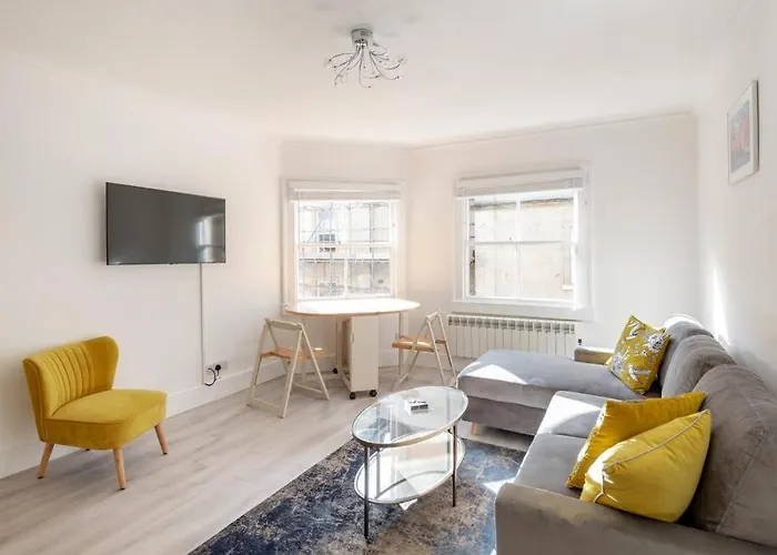 Flat In Bath City Centre