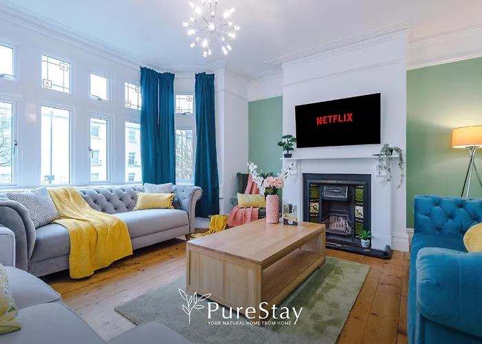 Incredible - Five Bedroom - 7 Actual Beds - 6 Bathroom House By Purestay - Central Bath With Parking