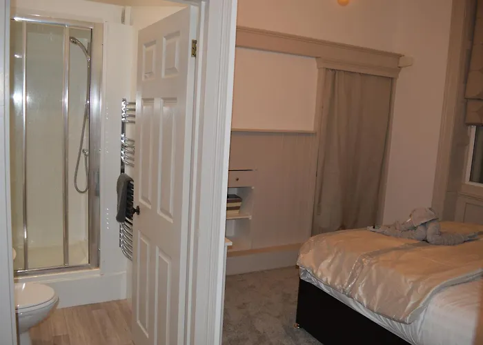 Ground Floor City Retreat