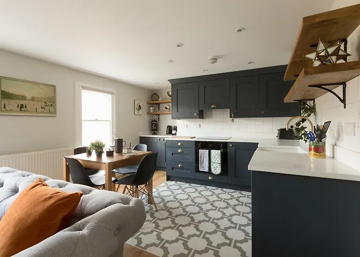 Osric Apartment