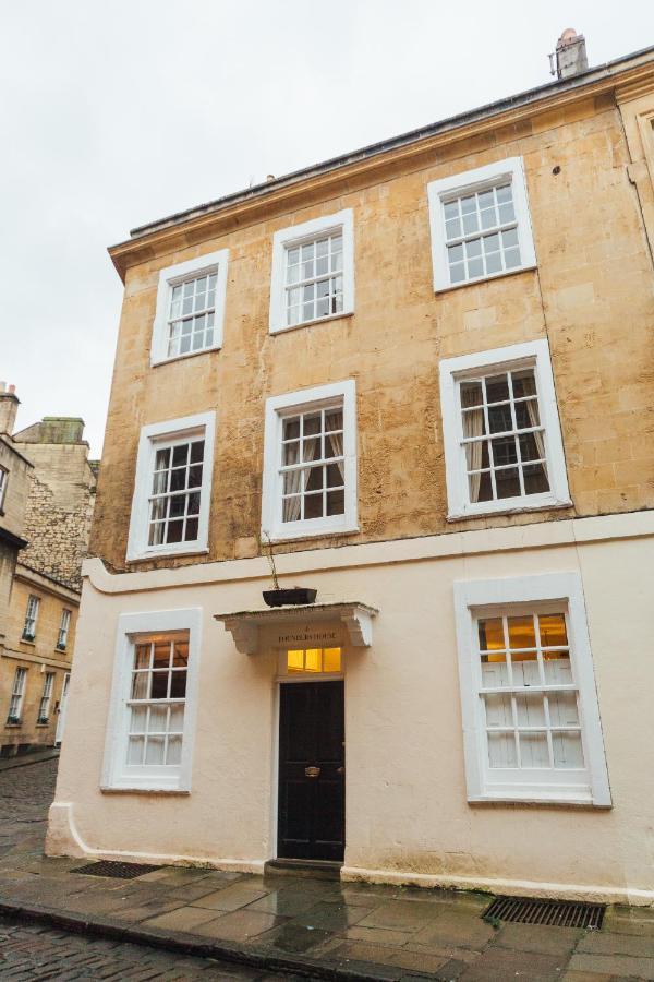 Townhouse 'founders House' Holiday home *