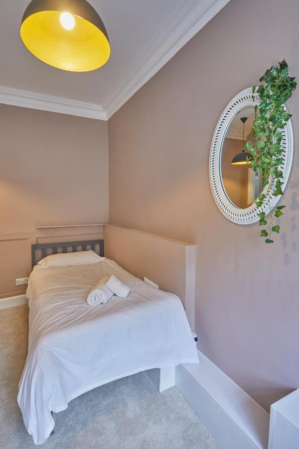 Opposite To Sally Lunn's Spacious Luxury Maisonette! Apartment *