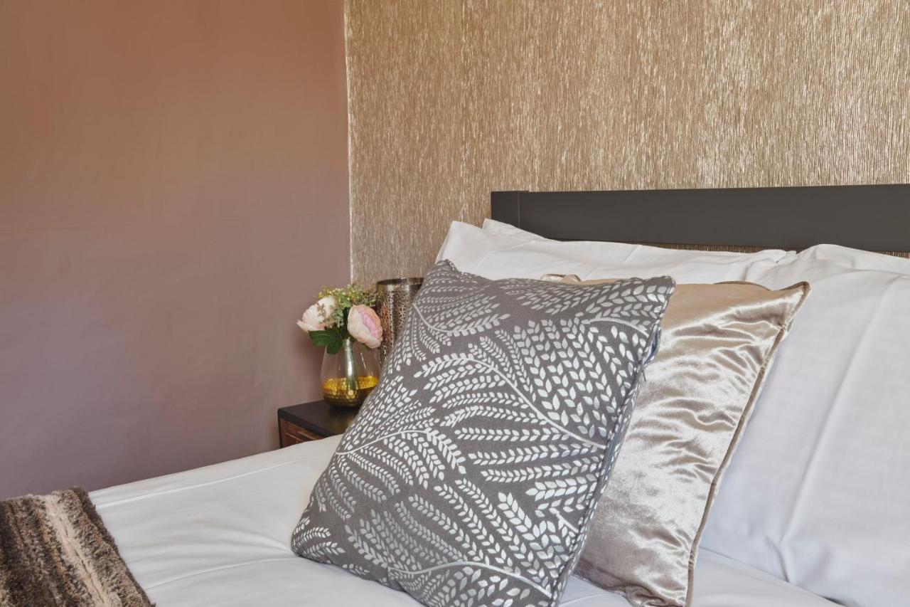 Opposite To Sally Lunn's Spacious Luxury Maisonette! Apartment *