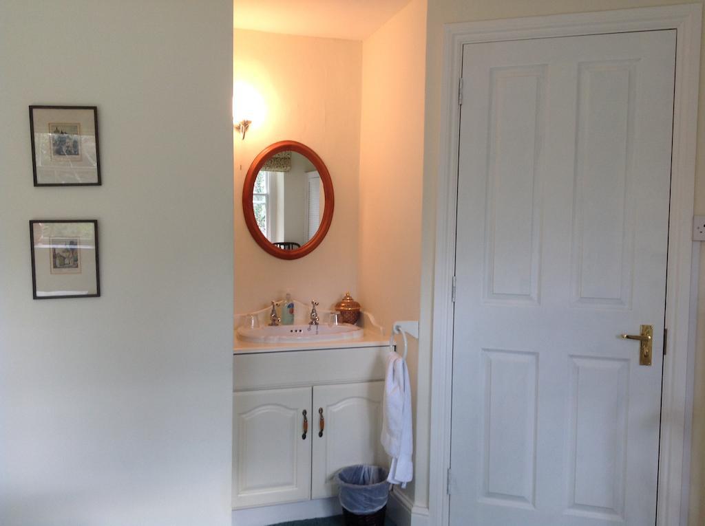 Beech Bed & Breakfast Bath