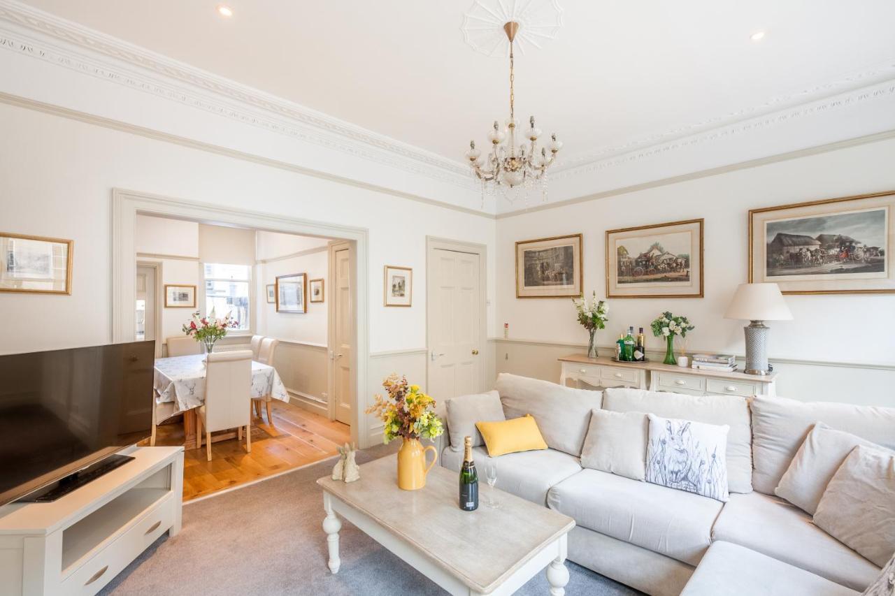 Centre Stunning House-roman Baths - 3min Walk - 4 Bedrooms *