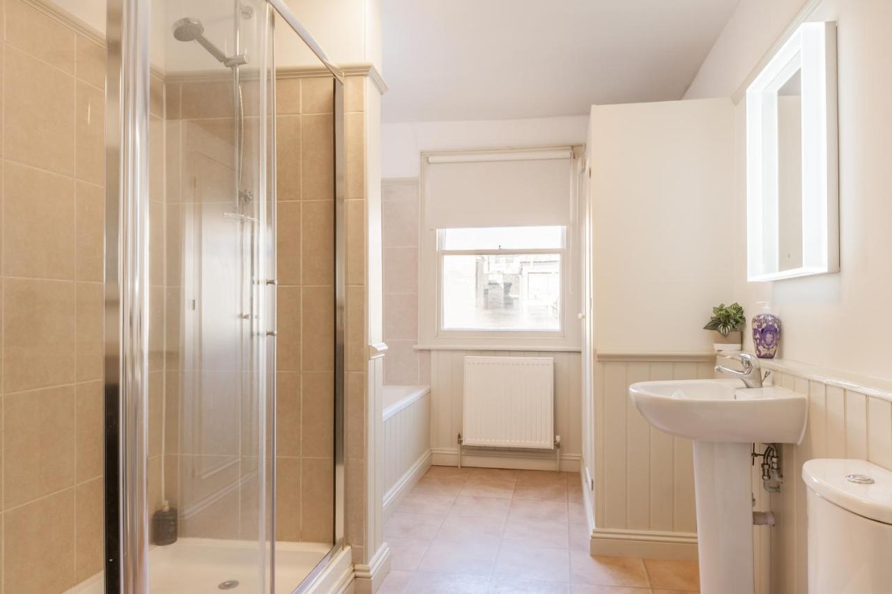 Centre Stunning House-roman Baths - 3min Walk - 4 Bedrooms *