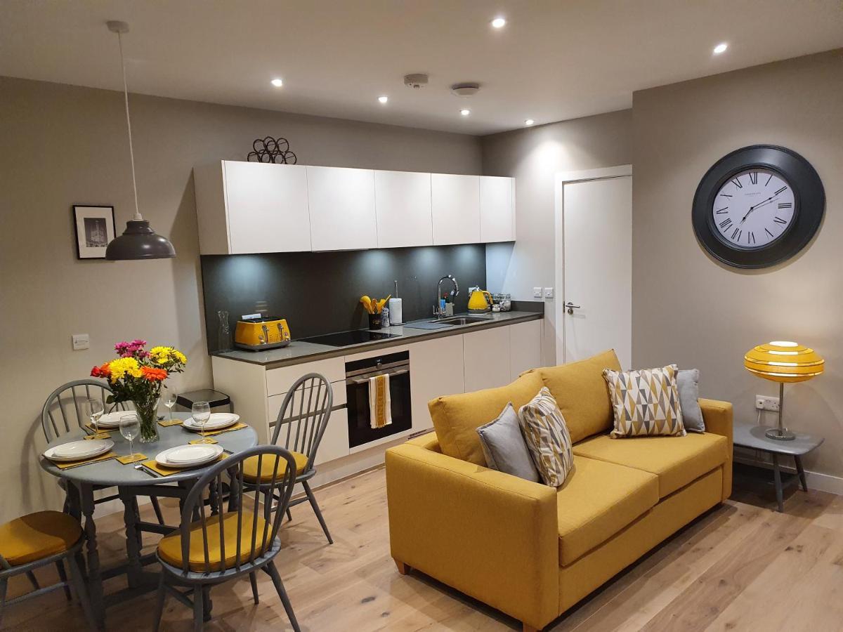 The Hastings, Lower Borough Walls Apartment