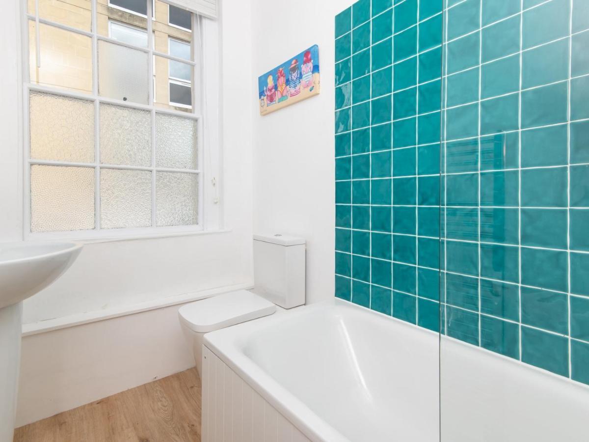 Holiday home Pass The Keys Stylish 2 Bed With Parking