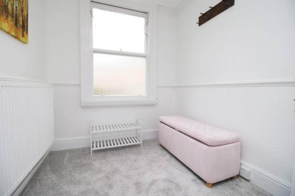 Spacious Georgian 3bedroom Apartment, 5 Mins From Abbey * Bath