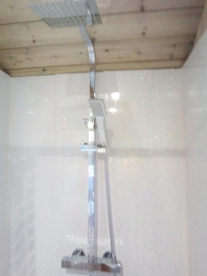 Lower Haven Shepherds Hut Bath