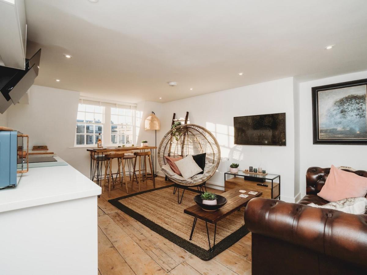 Pass The Keys Stylish 2 Bed Eco Flat In The Heart Of Bath