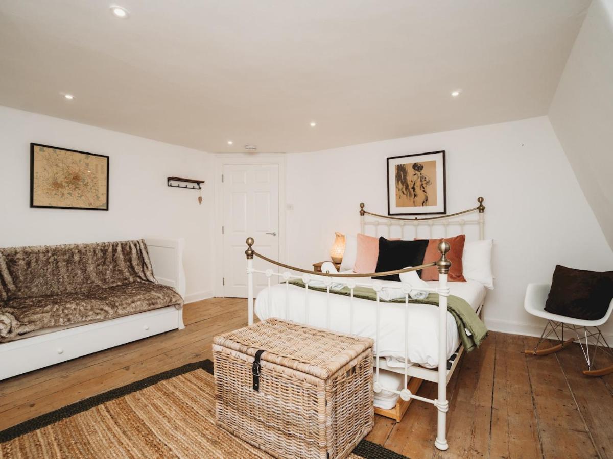Pass The Keys Stylish 2 Bed Eco Flat In The Heart Of * Bath