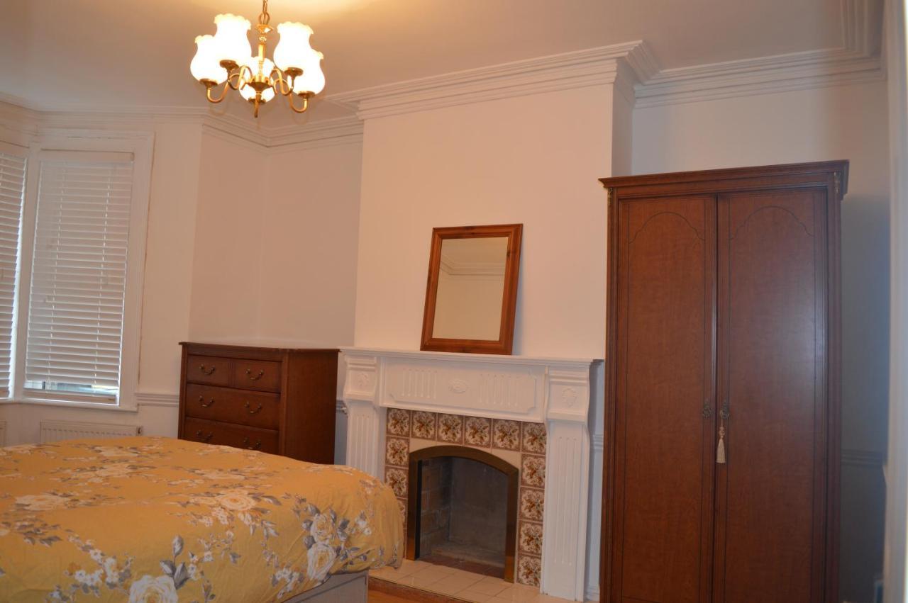 Holiday home The Crandale Road House