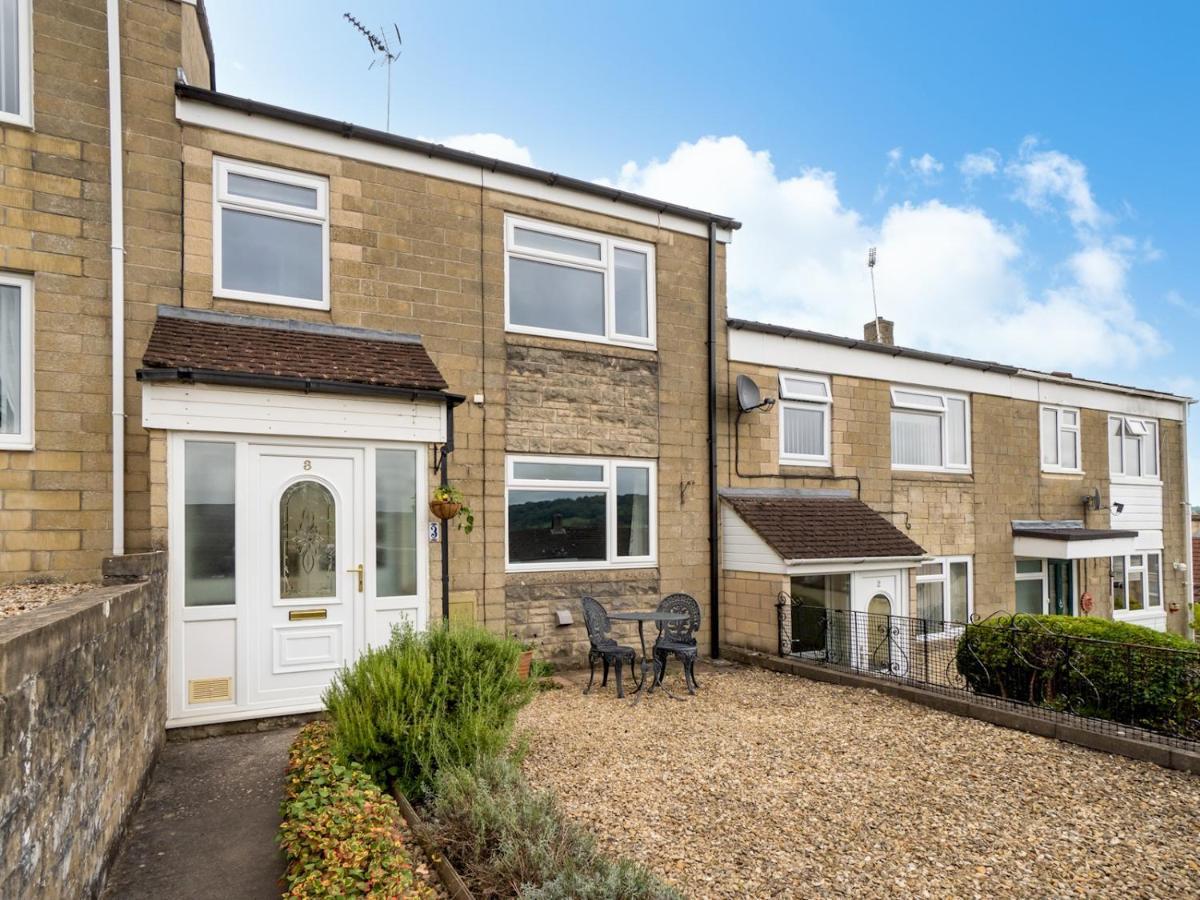 Holiday home Pass The Keys Modern 2 Bedroom House With On Street Parking