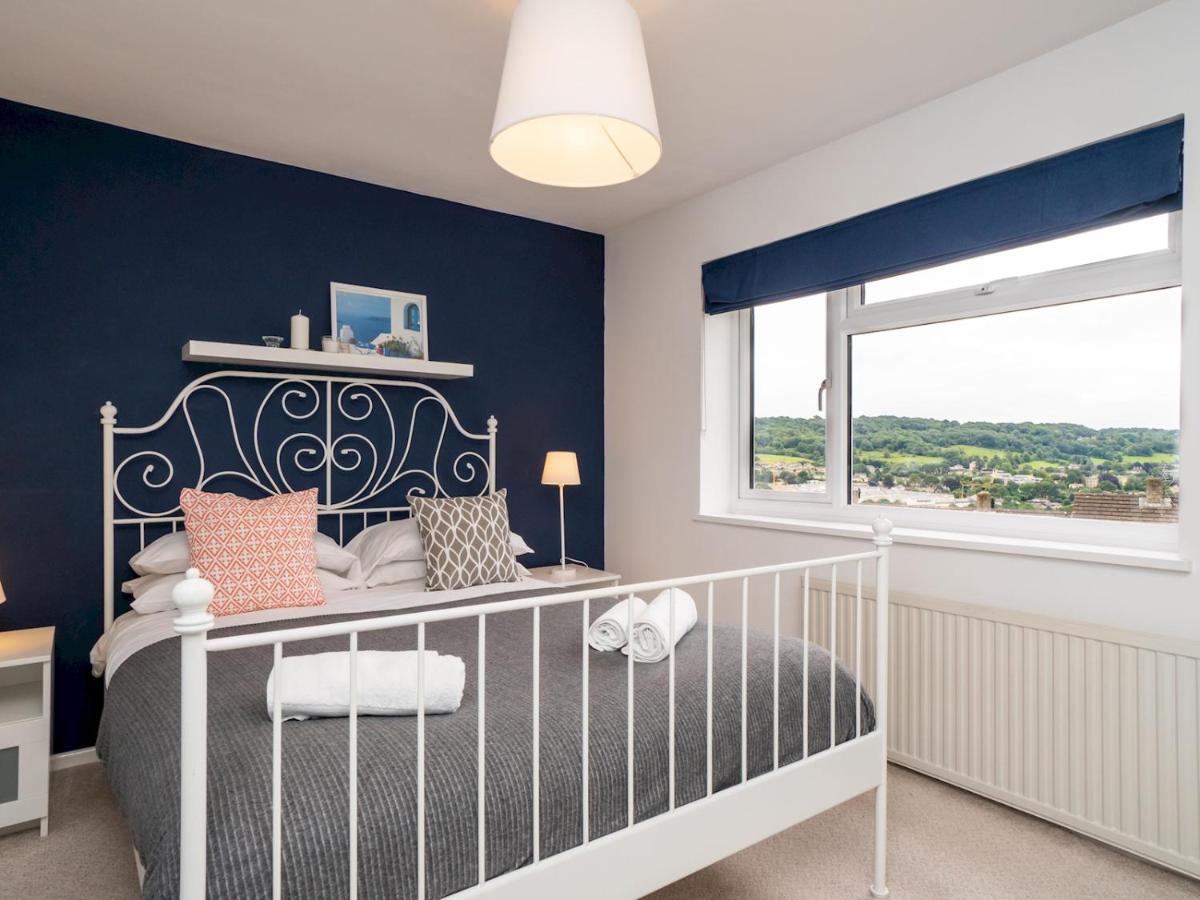 Holiday home Pass The Keys Modern 2 Bedroom House With On Street Parking