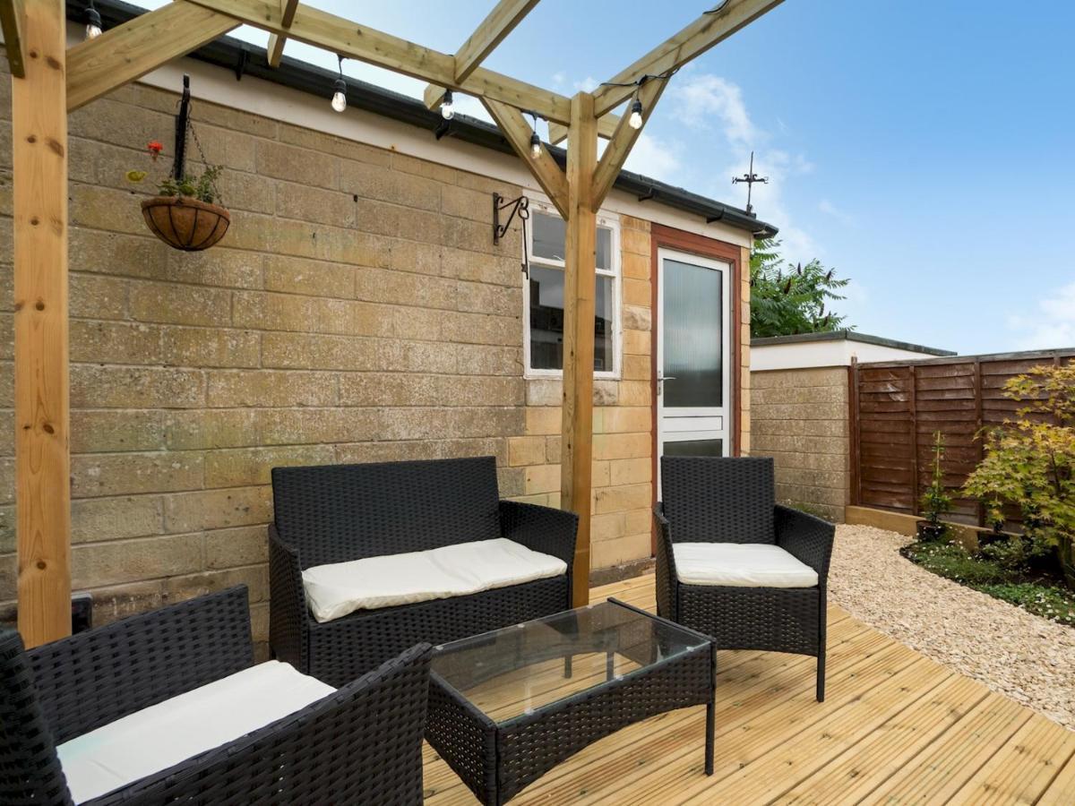 Holiday home Pass The Keys Modern 2 Bedroom House With On Street Parking Bath