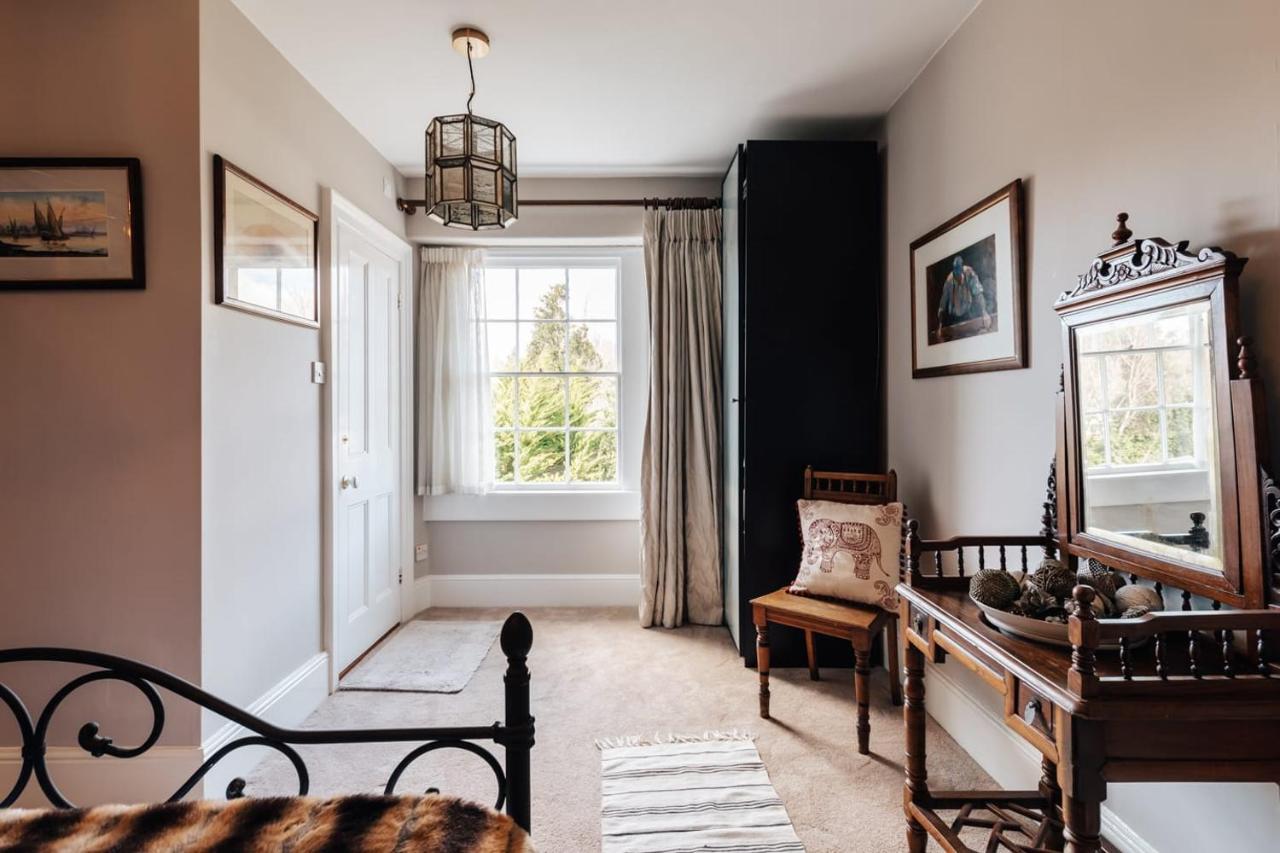 Townhouse With Garden & Free Parking Holiday home Bath