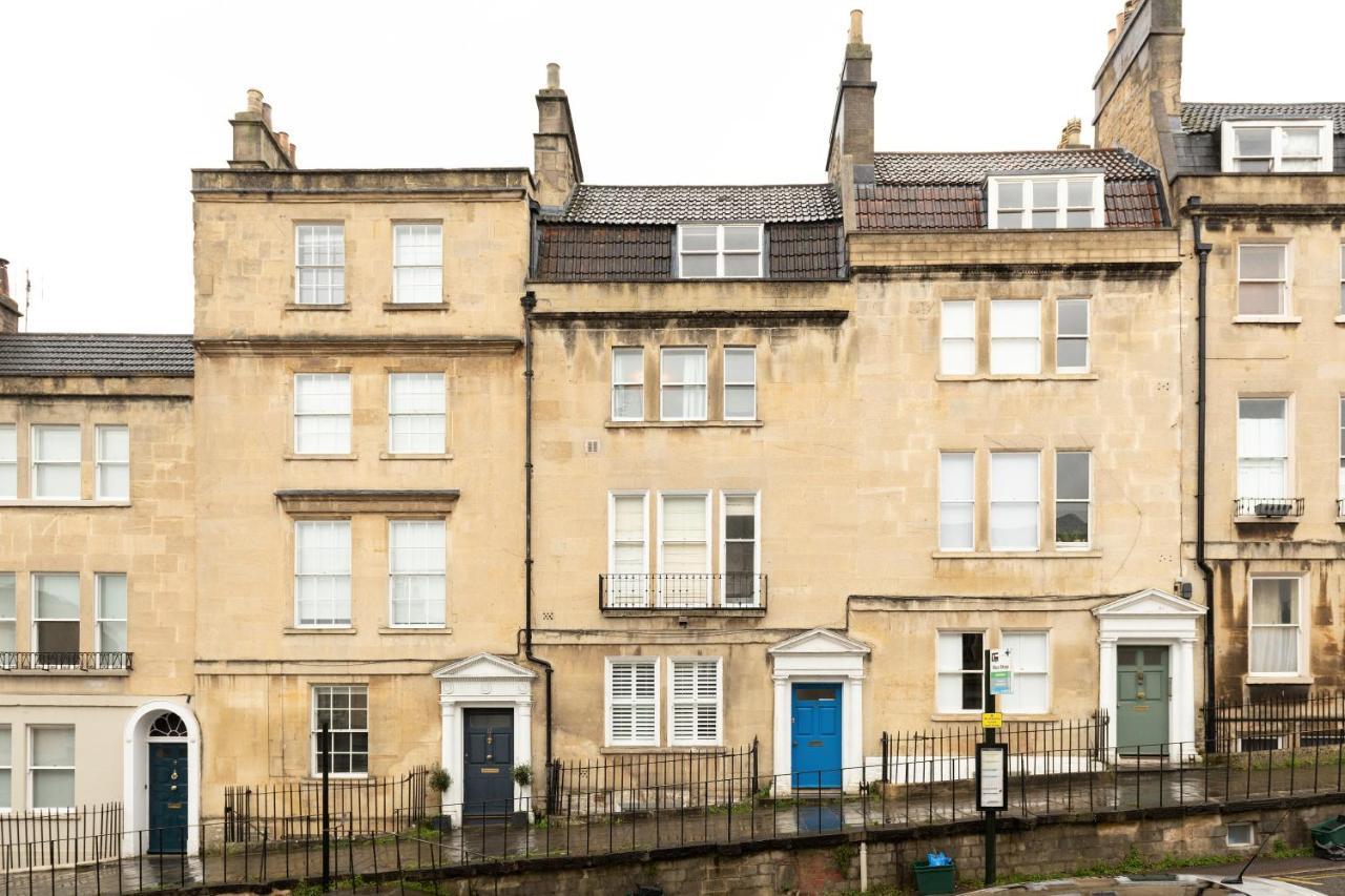 Stylish Georgian Near The Centre Of *