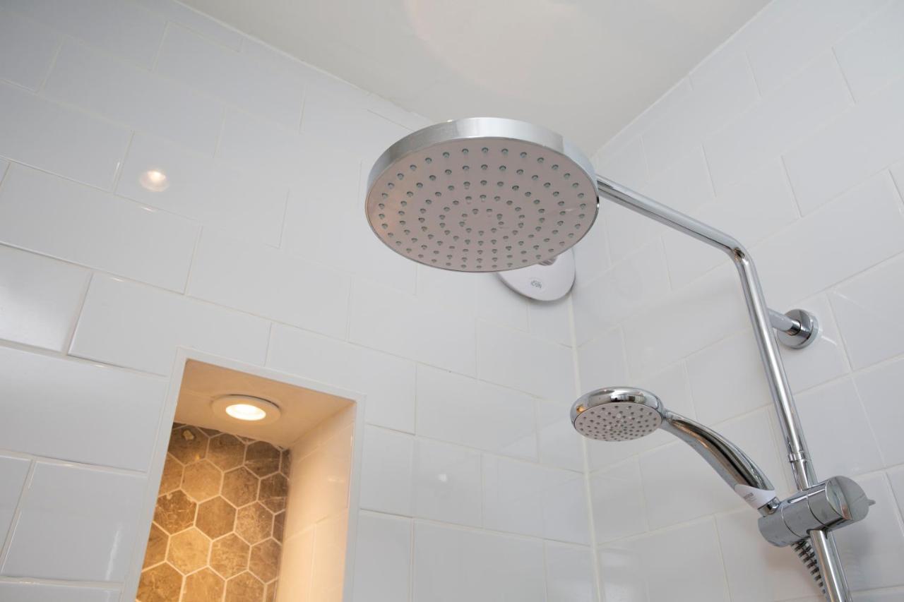1 Bed Georgian In Centre Apartment
