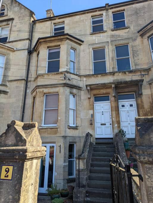 Gorgeous Cosy Flat With Free Parking And Garden * Bath