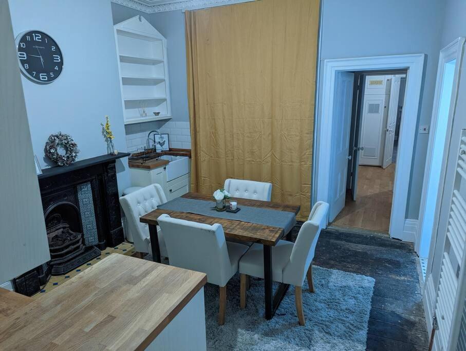 Gorgeous Cosy Flat With Free Parking And Garden
